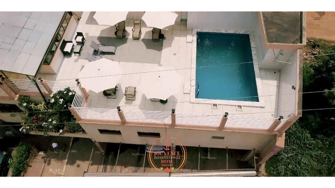 Hotel Jouvence International Yaoundé Buitenkant foto